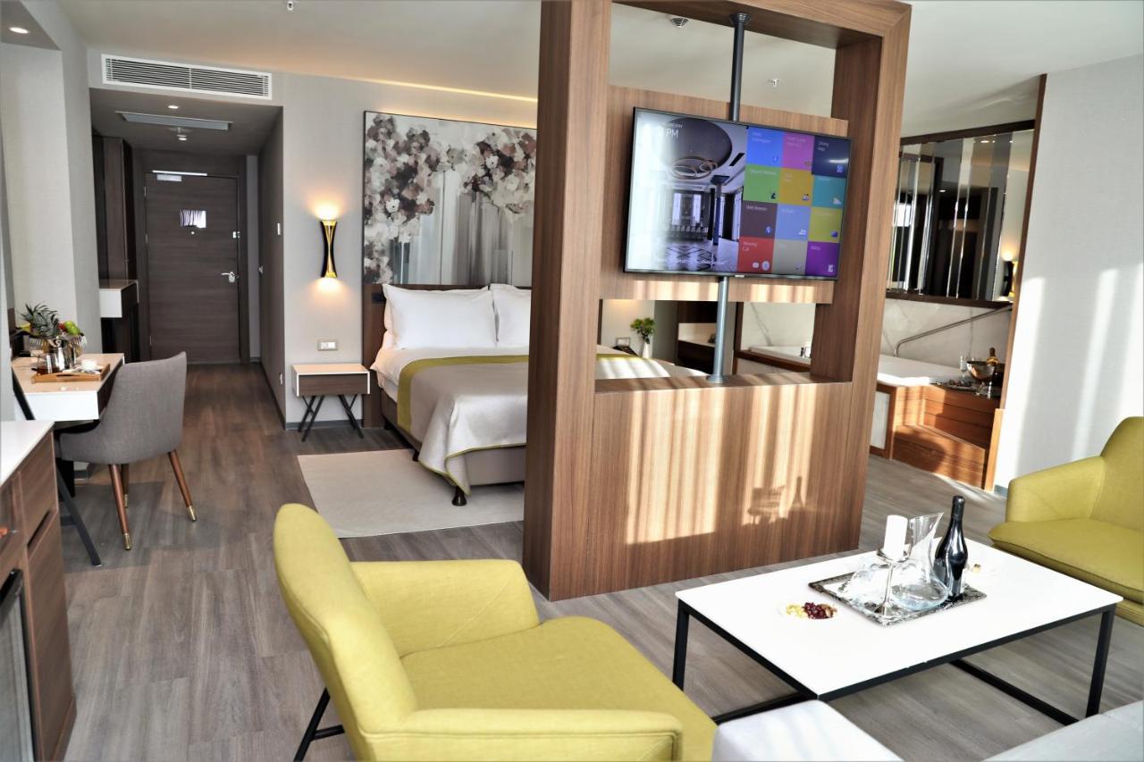 Limak Skopje Luxury Hotel Extérieur photo