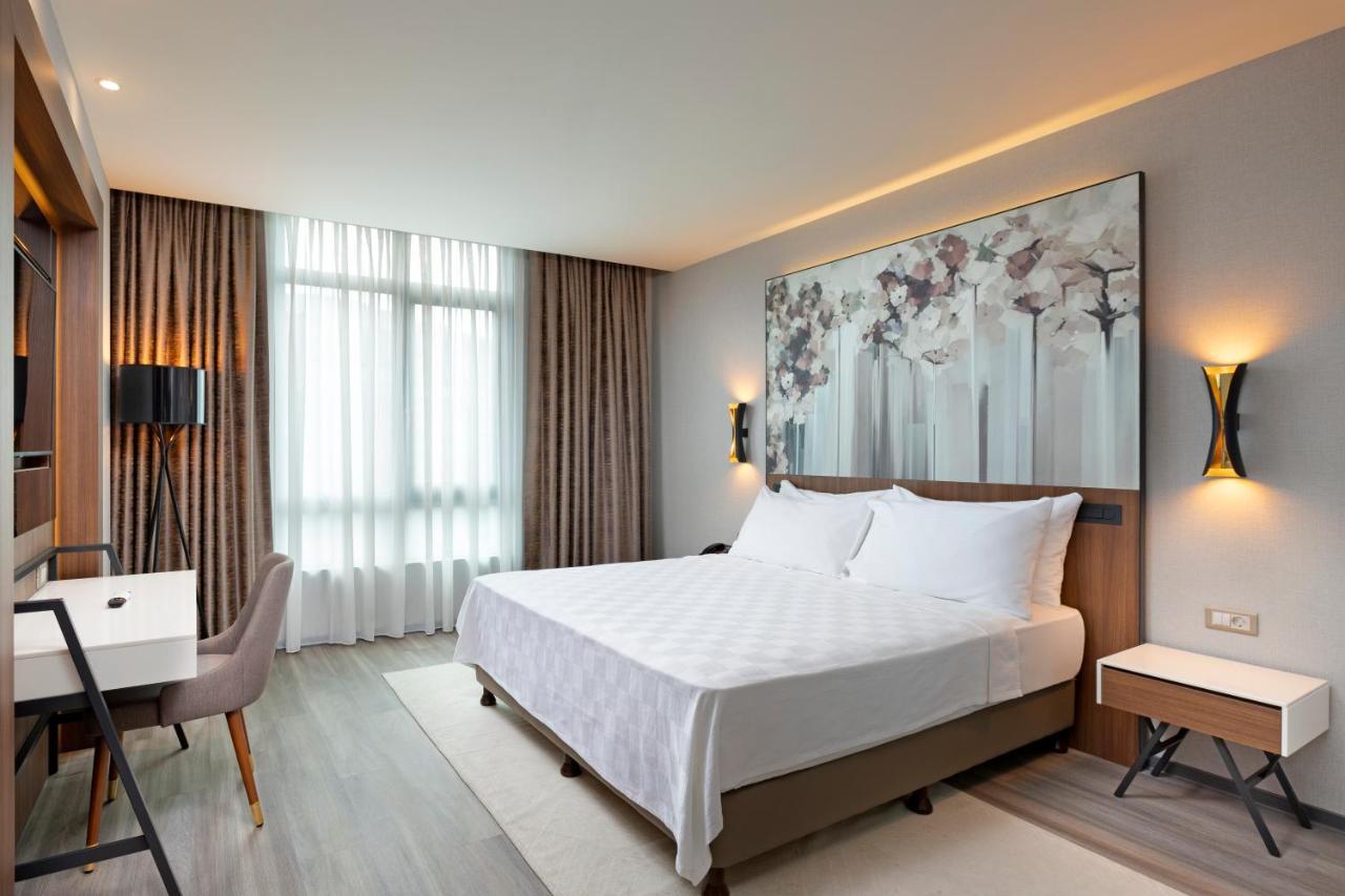 Limak Skopje Luxury Hotel Extérieur photo Deluxe room
