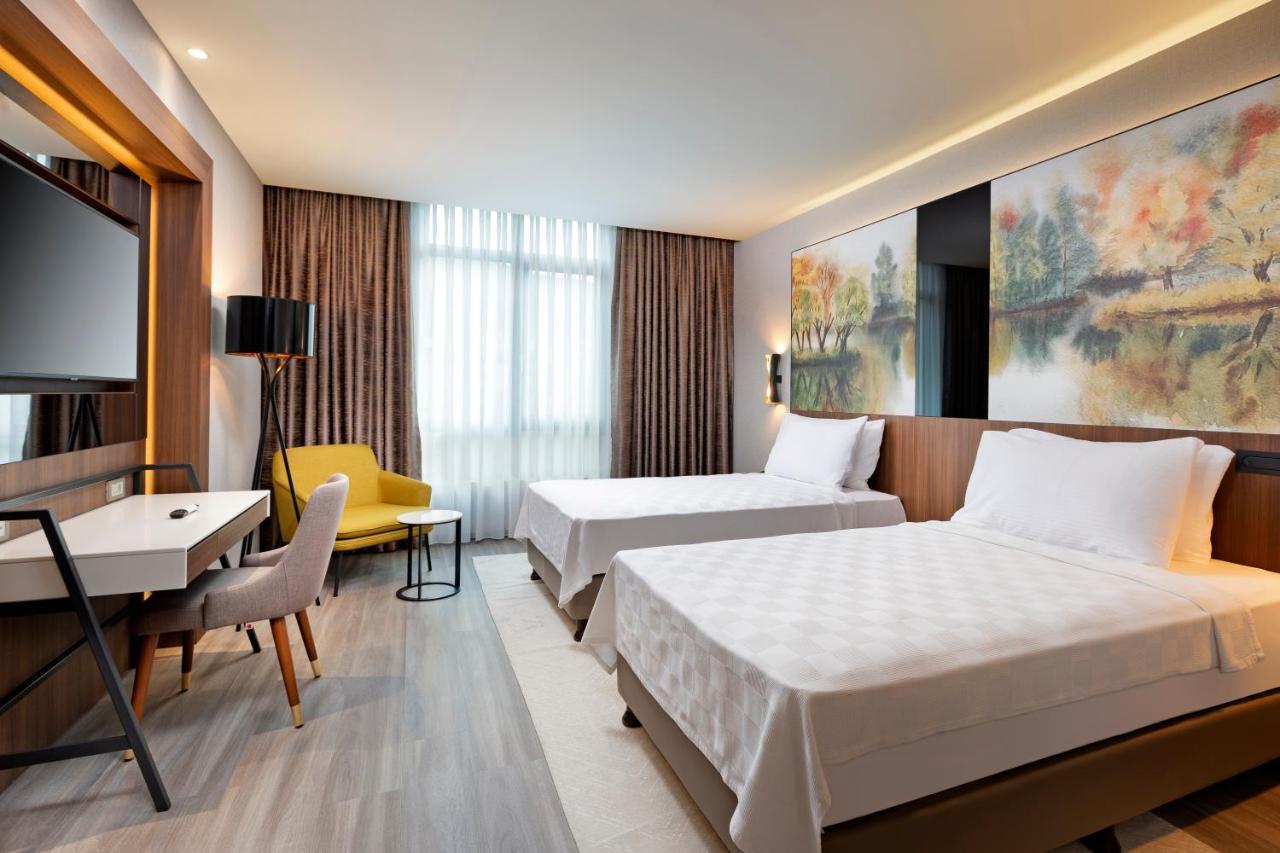 Limak Skopje Luxury Hotel Extérieur photo